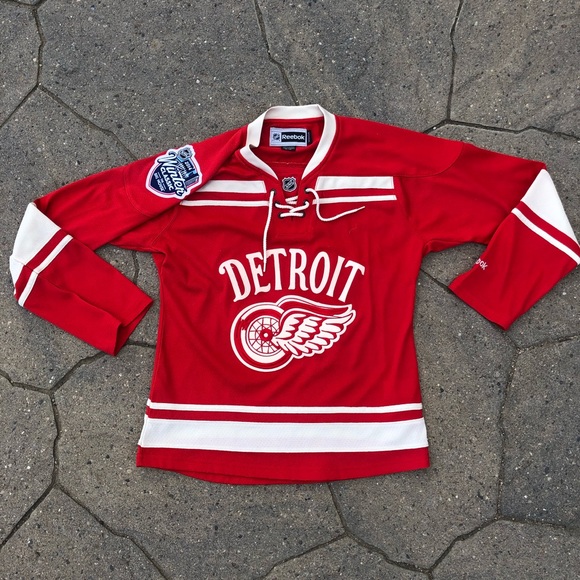 womens red wings winter classic jersey